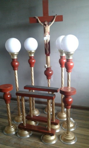 CAPILLA  DE MADERA 4