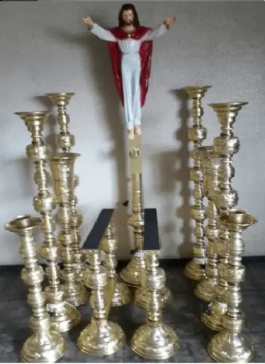CAPILLA TRADICIONAL MODELO 1 - 2